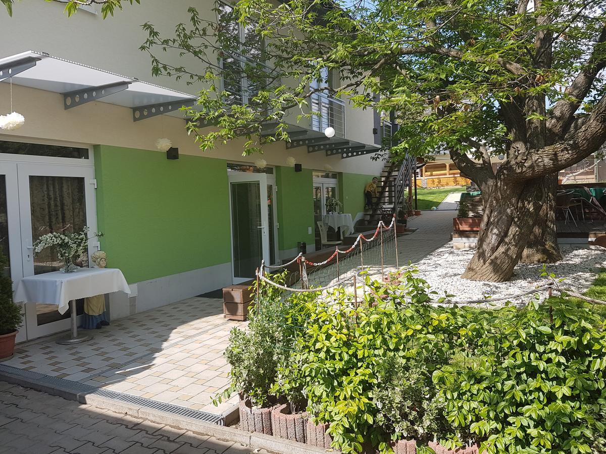 Agropenzion 7Divov Dolna Krupa Exterior foto